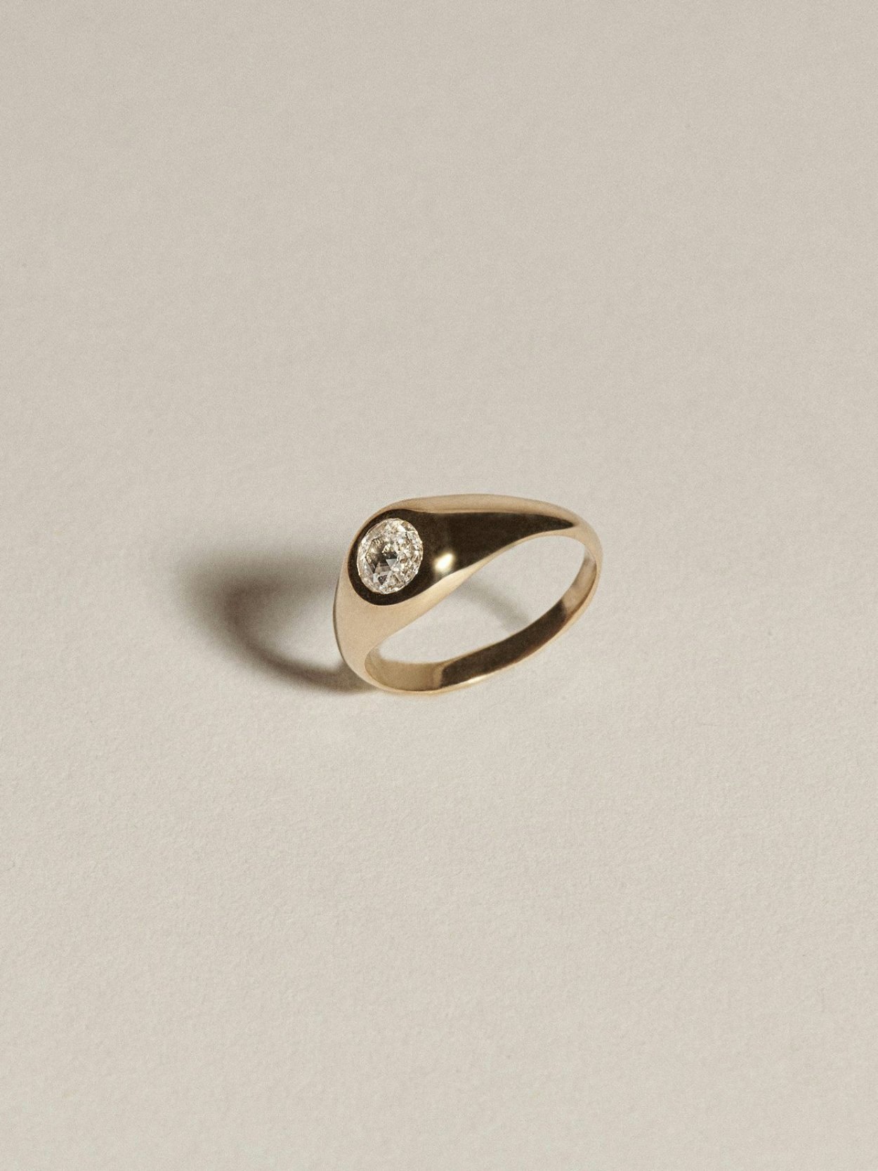 18 Minimalist Engagement Rings That Are 
