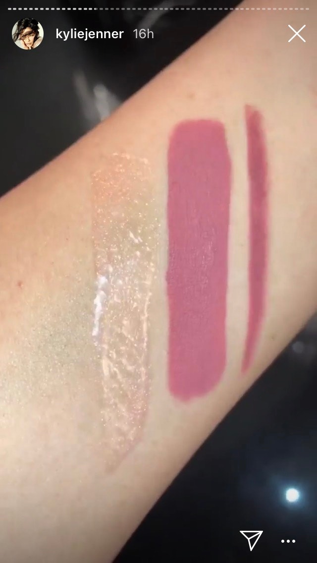 Jenner gloss kylie youtube high perfect kiss stores xxl Plus size high gloss kiss kylie youtube perfect jenner tunics gunna and