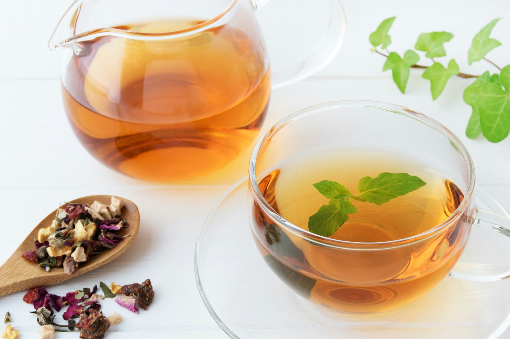 6 CaffeineFree Alternatives To Coffee