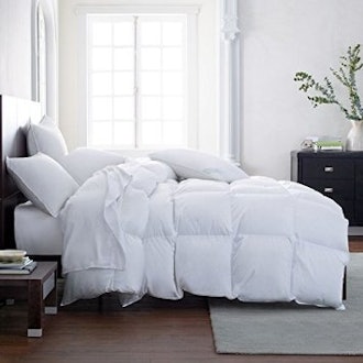 Lavish Comforts All Season Down Alternative Comforter