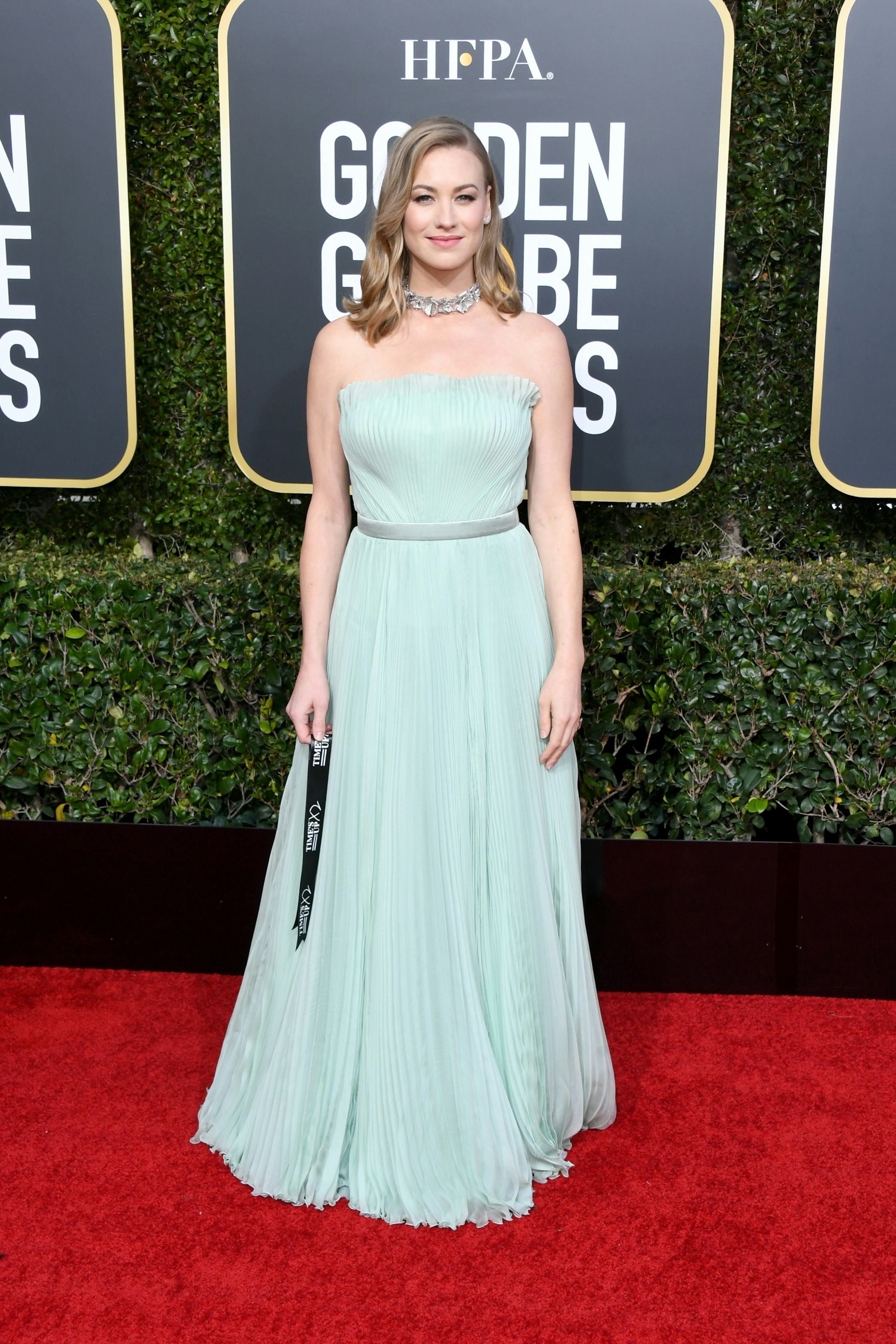 2019 golden globes dresses