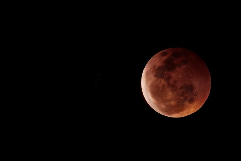 4 Zodiac Signs The January 2019 Super Blood Moon Will Affect ...