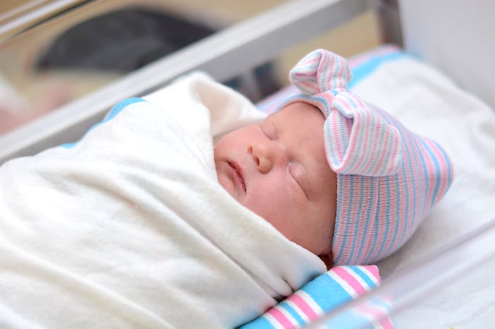 New mom's rules for meeting newborn goes viral on TikTok.