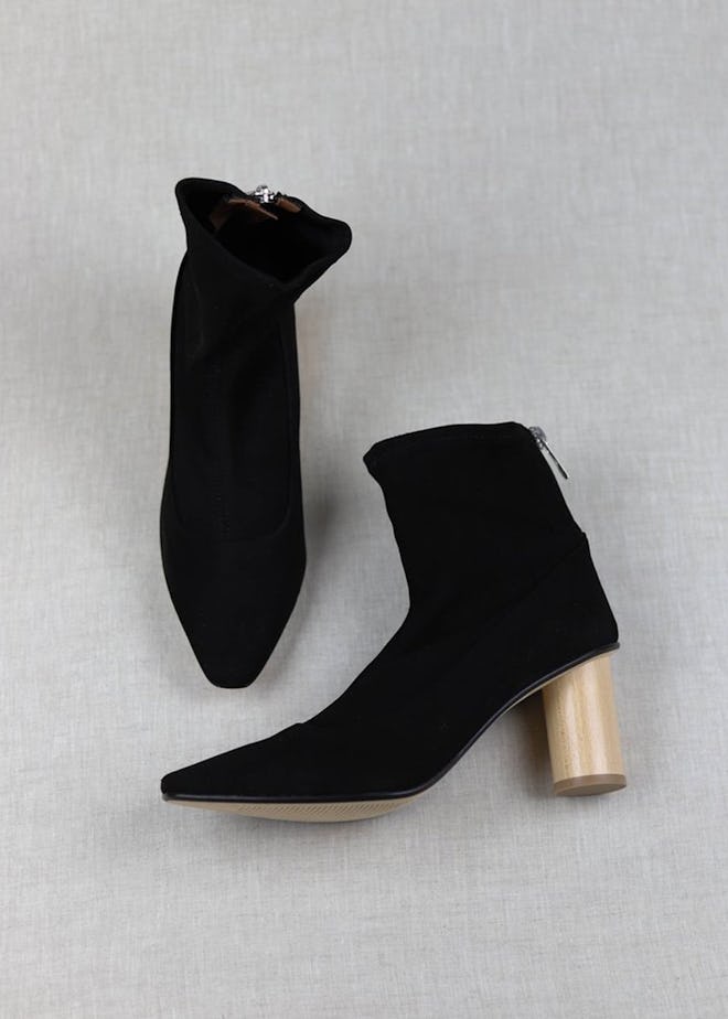 LOQ Black Vero Stretch Suede Ankle Boots