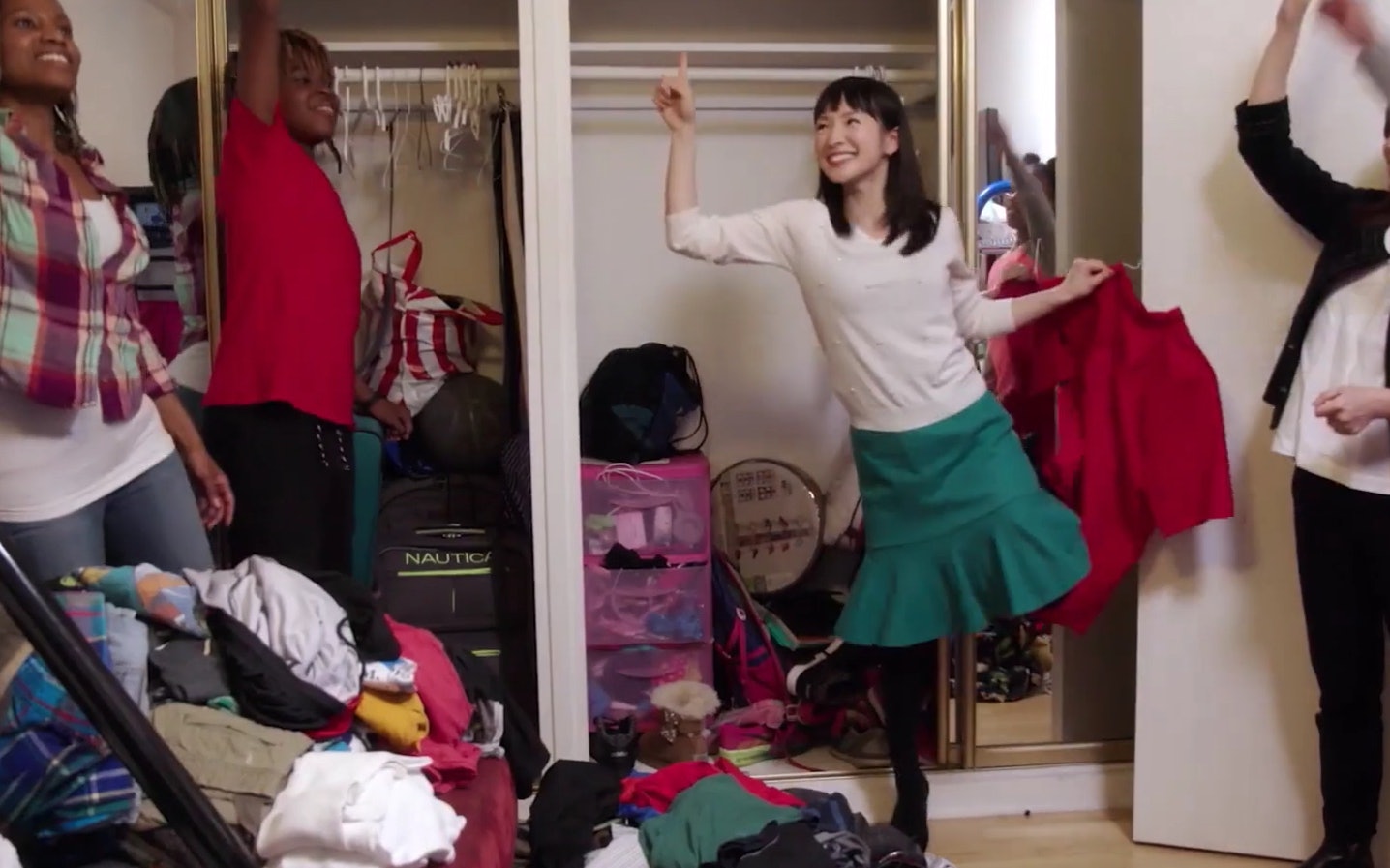 The Real Difference Between The Marie Kondo And Home Edit Organization  Methods