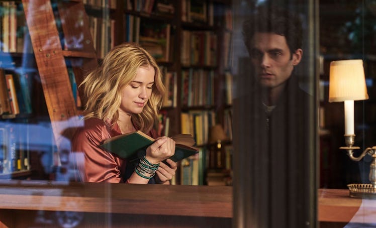 Elizabeth Lail and Penn Badgley in 'You' Season 1