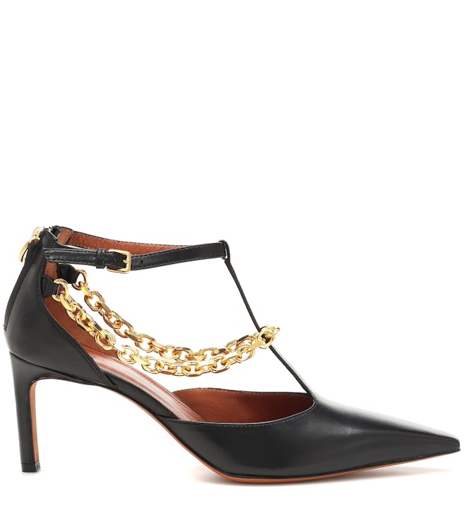 Chain-Trimmed Leather Pumps