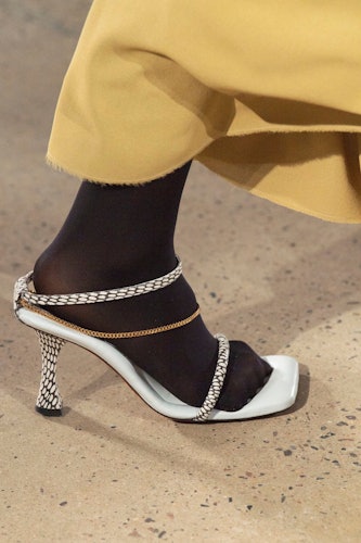 8 Spring 2020 Jewelry Trends From The Runways That You'll Want To Start ...