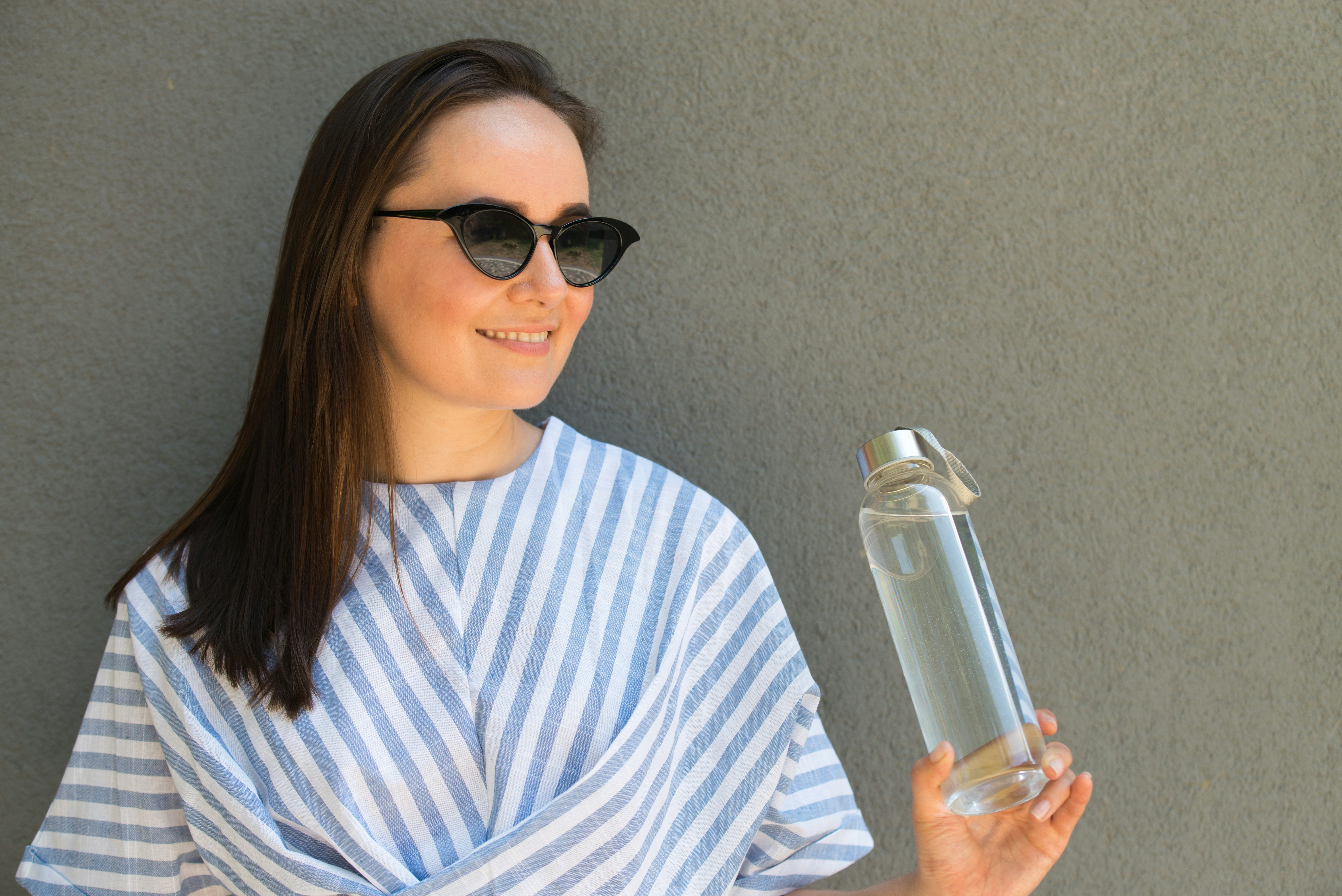 How To Clean A Reusable Water Bottle Properly, Because It Can Be Tricky