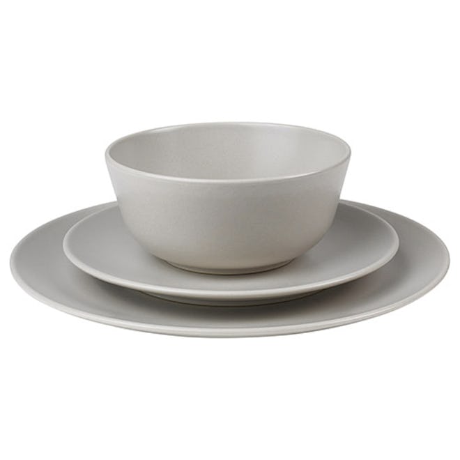 DINERA 18-Piece Dinnerware Set