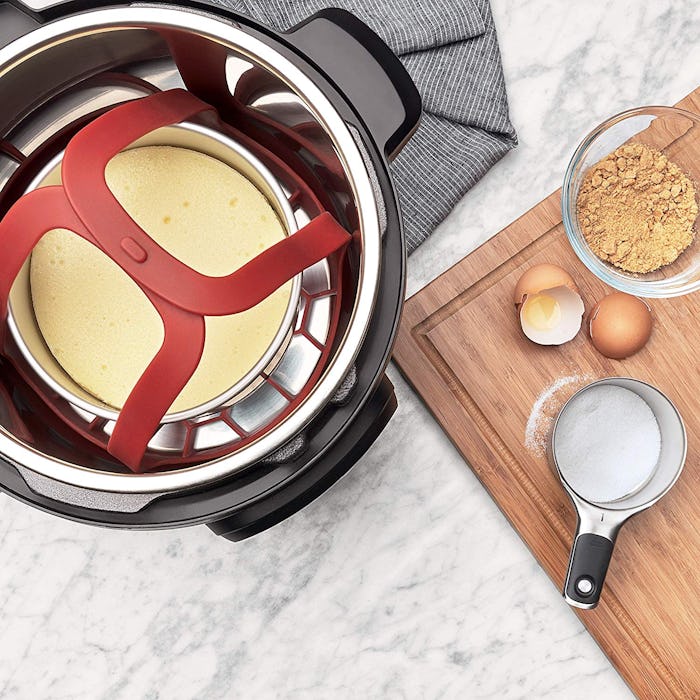 OXO Good Grips Pressure Cooker Sling