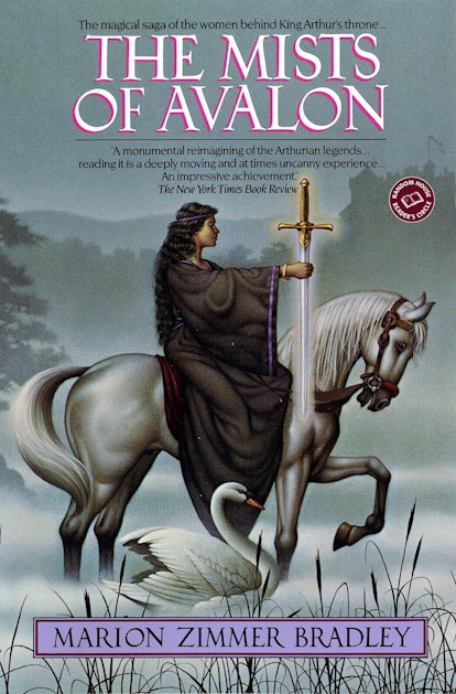 The cover of The Mists of Avalon by Marion Zimmer Bradley. 