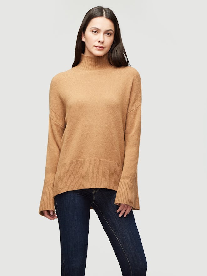 Sustainable Cashmere High Low Turtleneck