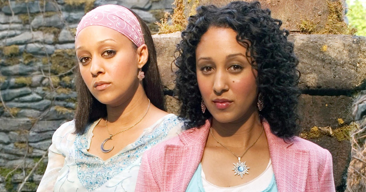 13 Disney Channel Halloween Movies Besides ‘Halloweentown’ You Need To 13 Disney Channel Halloween Movies Besides ‘Halloweentown’ You Need To