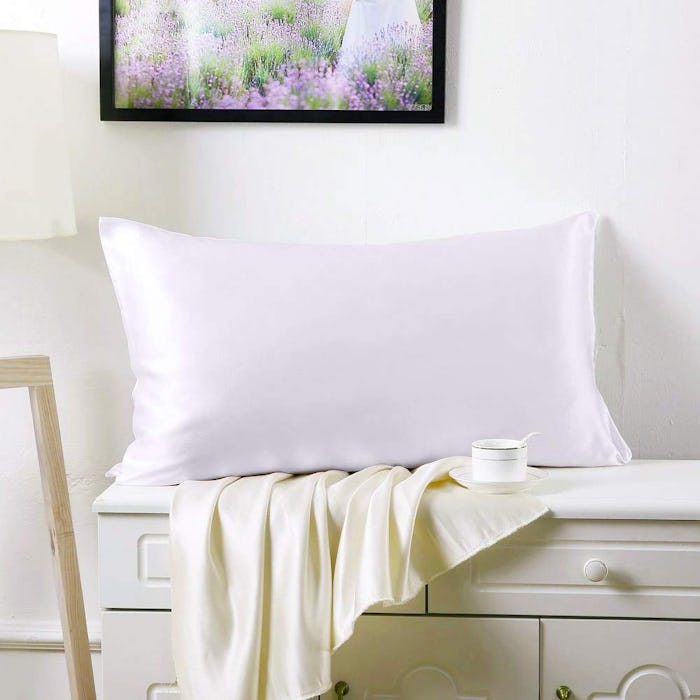Ravmix Silk Pillowcase