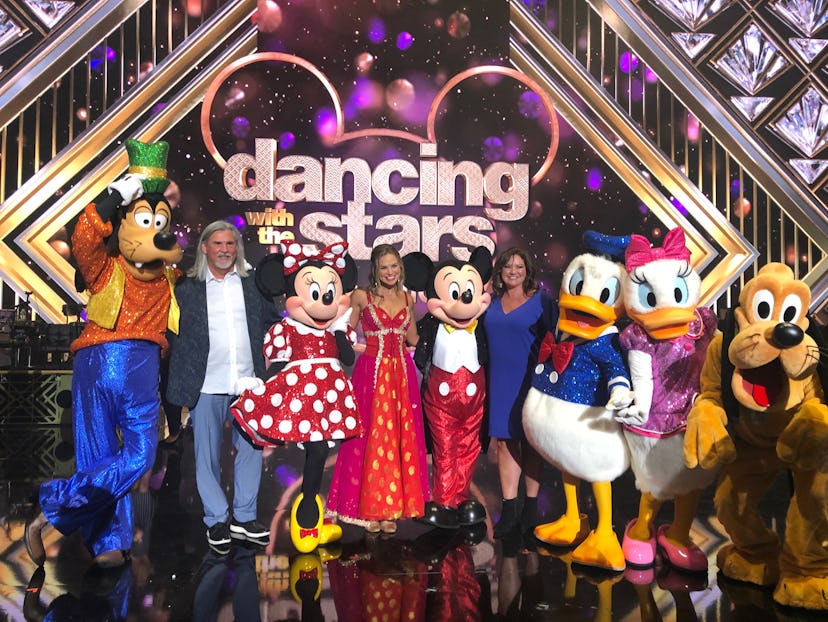 Hannah Brown, her parents, and some Disney Land guests at DWTS.