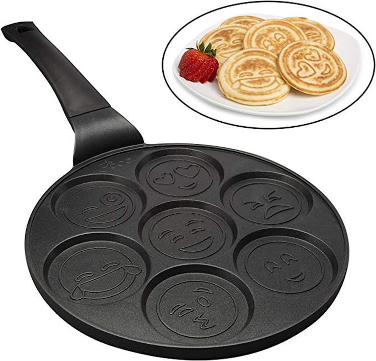 Emoji Smiley Face Pancake Pan