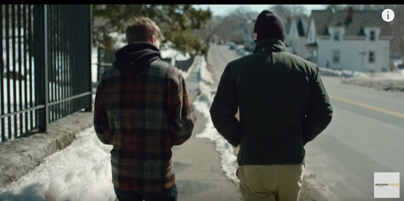 Manchester By The Sea movie trailer, two men walk on a snowy sidewalk