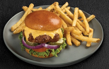 TGI Fridays' $5 Cheeseburger & Fries Deal For October 2019 runs until Nov. 3.