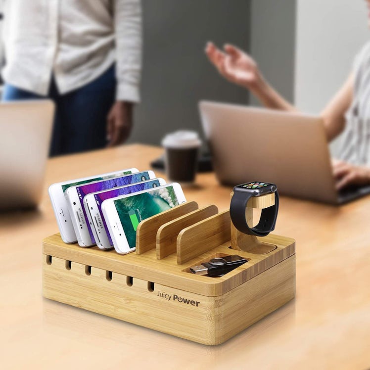 AVLT-Power Bamboo Charging Station