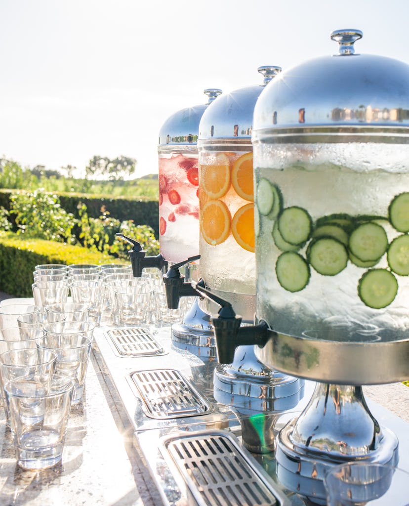 Various lemonades and flavored mocktails are a great alternative to alcohol at sober weddings. 