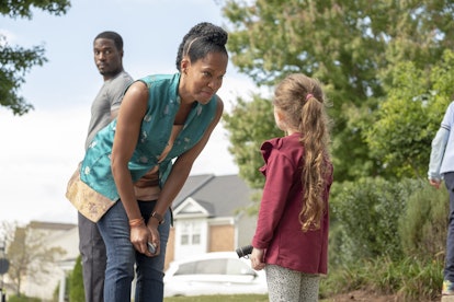 Yahya Abdul-Mateen II as Cal Abar, Regina King as Angela Abar, and Adelynn Spoon as Emma Abar in Wat...