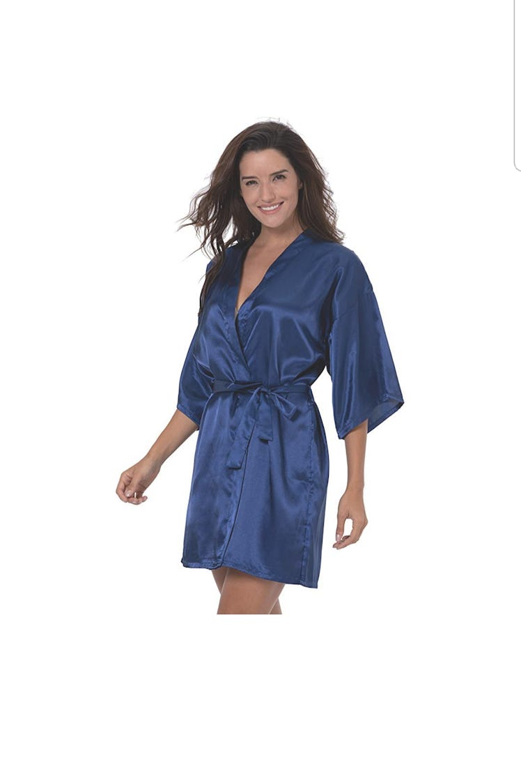ShinyLuck Women's Satin Short Kimono Robe Solid Color Dressing Gown Bridal Party Robe
