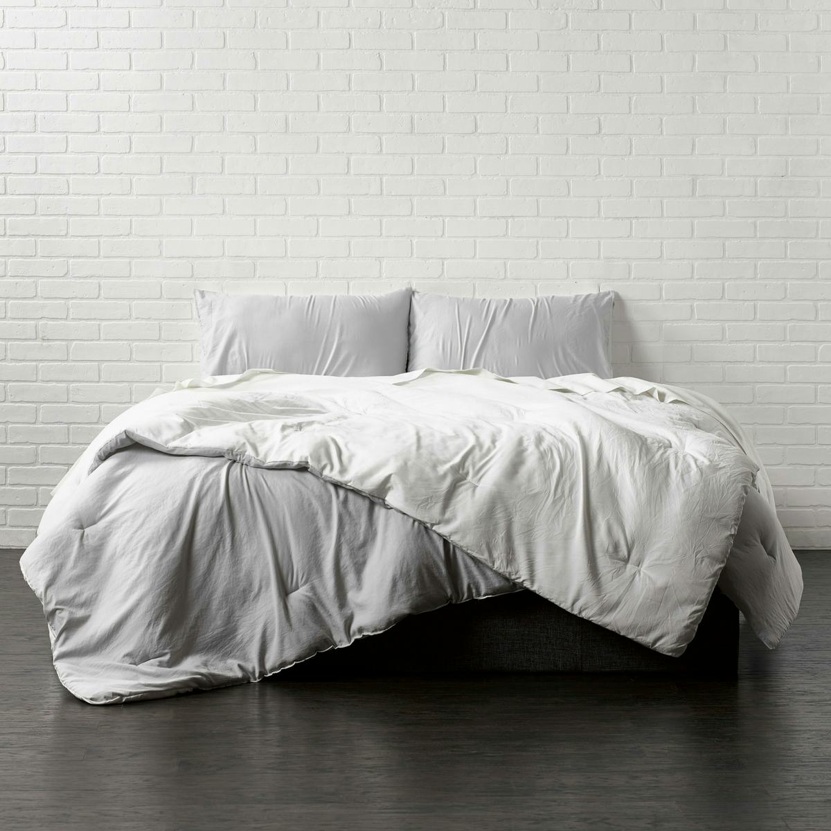 The 8 Best Com Bedding Sets You Can Actually Afford