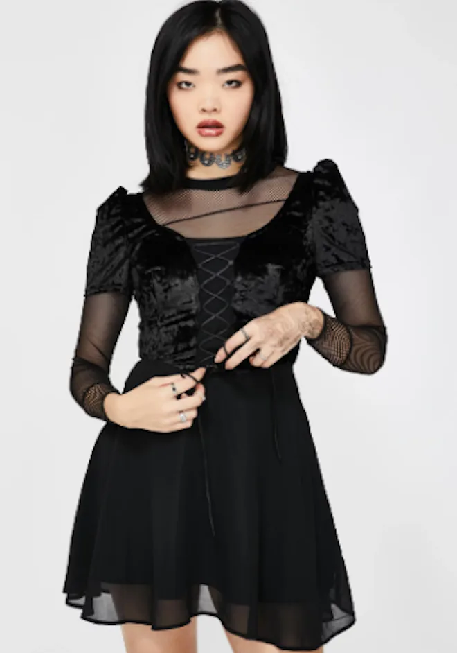 The Dolls Kill x 'The Craft' Collection Is Here To Tap Into Your Inner Witch The Dolls Kill x 'The Craft' Collection Is Here To Tap Into Your Inner Witch
