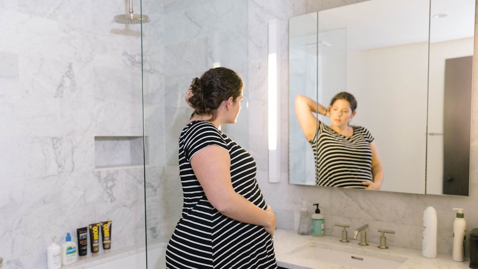 Is Vomiting A Sign Of Labor Experts Explain 3rd Trimester Nausea experts explain 3rd trimester nausea