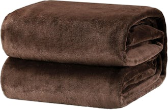 The 7 Best Throw Blankets