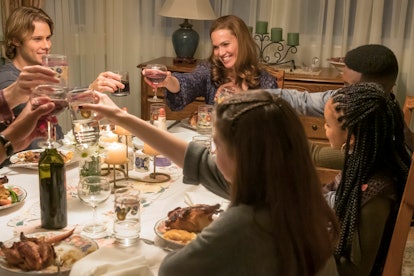 The Pearson family eating dinner on This Is Us