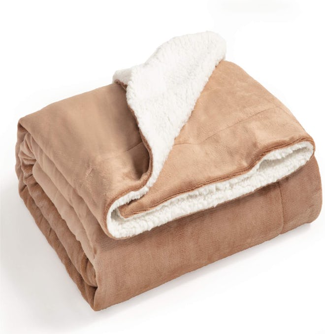 Bedsure Sherpa Fleece Blanket Throw