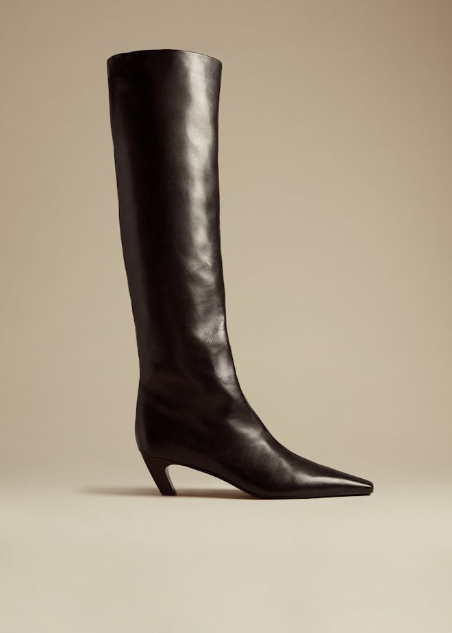 The Knee-High Boot in Black Leather 