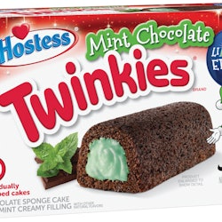 Mint chocolate Twinkies are the perfect holiday treat for mint lovers. 