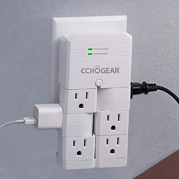 ECHOGEAR On-Wall Power Strip