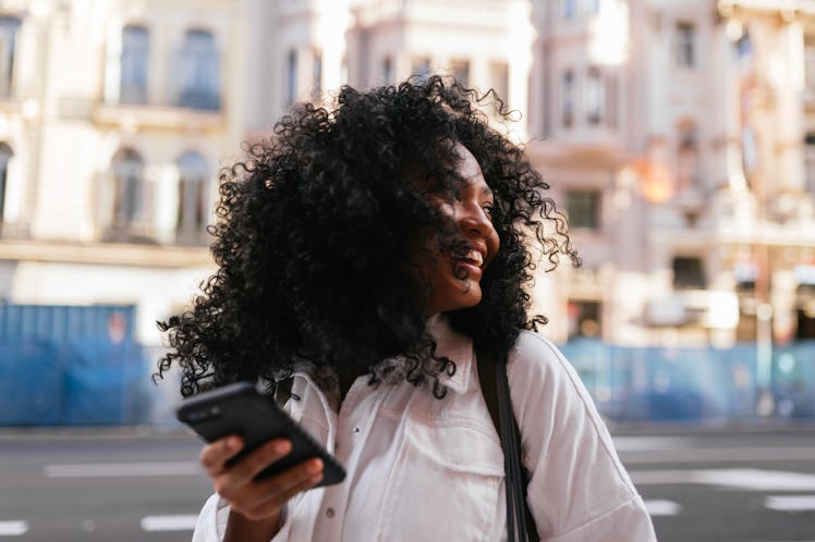 A woman thinks of DM conversation starters for her crush.