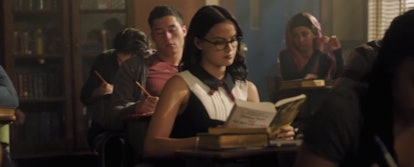 Veronica reading in 'Riverdale'
