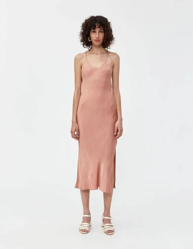 Can You Wear Blush To A Wedding? There Are A Few Things To Consider, First Can You Wear Blush To A Wedding? There Are A Few Things To Consider, First