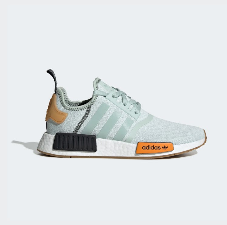 NMD_R1 Shoes - Vapour Green/Vapour Green/Bright Gold