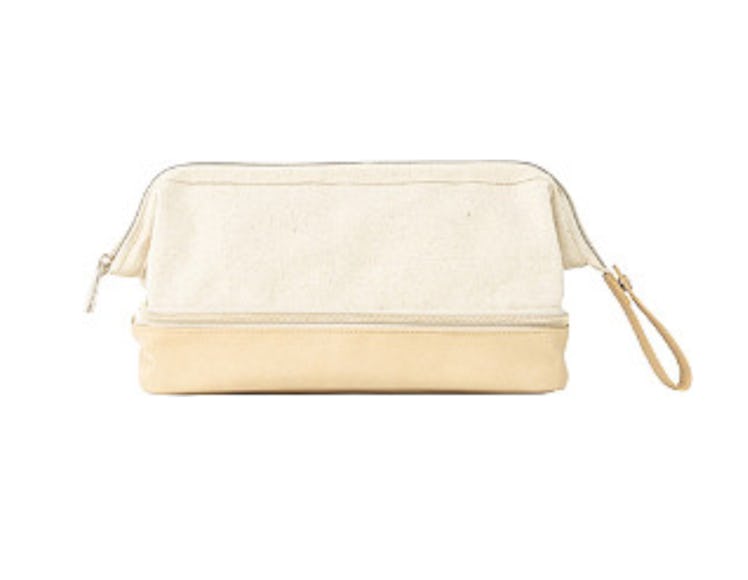 BÉIS The Dopp Kit in Beige