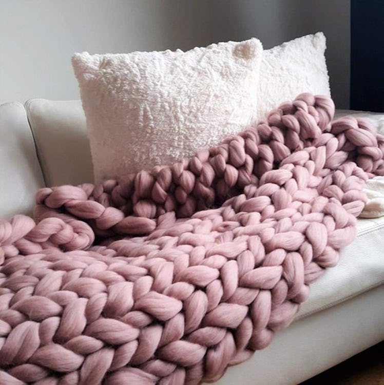  Blush Pink Chunky Knit Blanket 8cm Thick Wool 