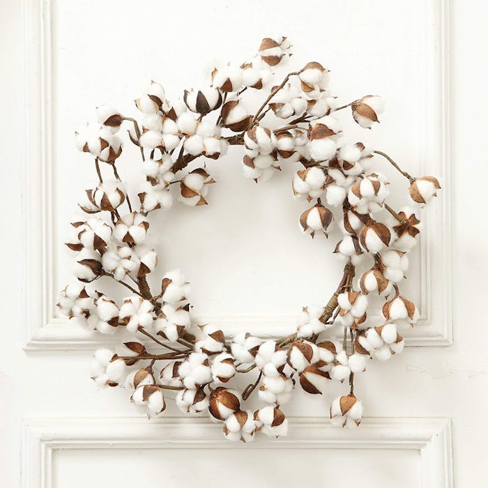 VGIA Farmhouse Cotton Wreath