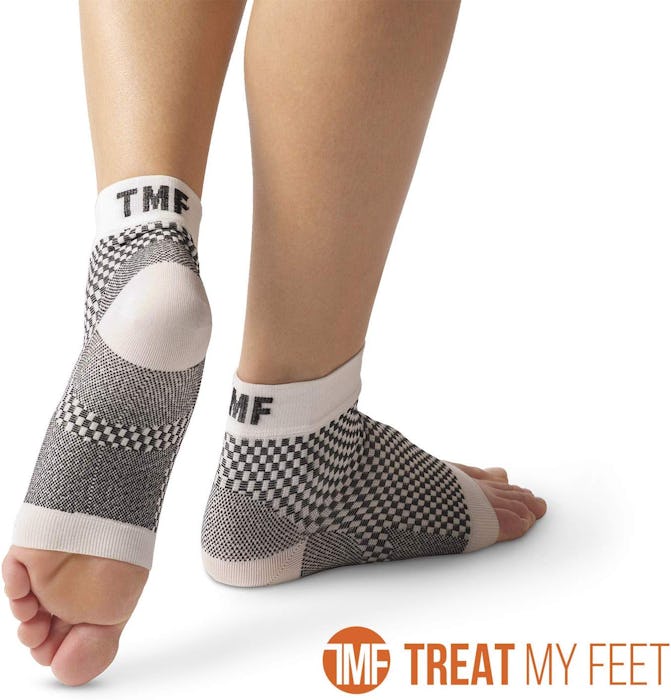 Treat My Feet Compression Sleeves (1 Pair)