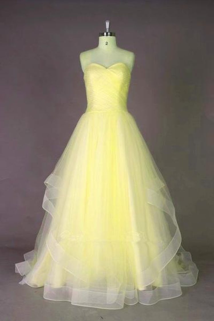 Yellow Tulle Sweetheart Long Formal Gowns