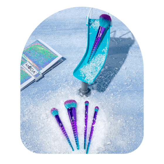 MŌDA Mythical Celestial Blue Unicorn Brush Kit