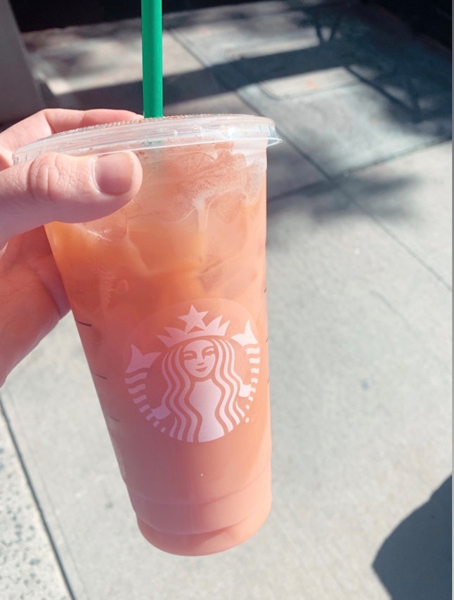 The Fall Iced Tea at Starbucks. 