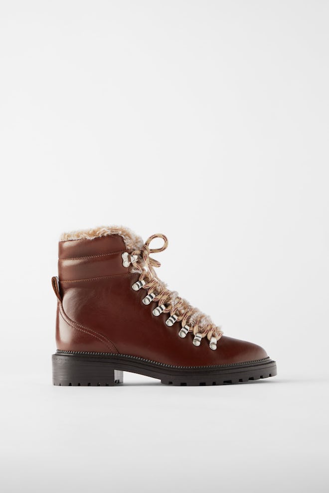 Low-Heel Leather Hiking Boots with Faux Fur Trim