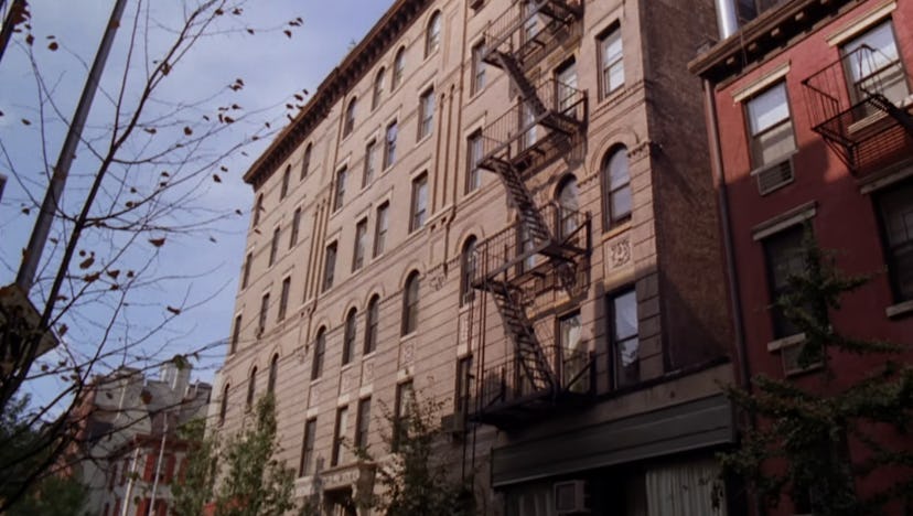 The exterior of Monica, Rachel, Chandler, and Joey's apartments on Friends