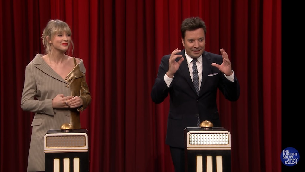 Taylor Swift Didn T Recognize Shake It Off On The Tonight Show The Video Is Amazing